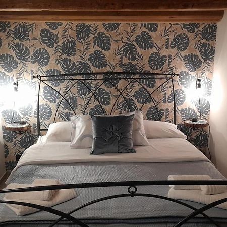 Casa Vacanza Gio パレルモ エクステリア 写真